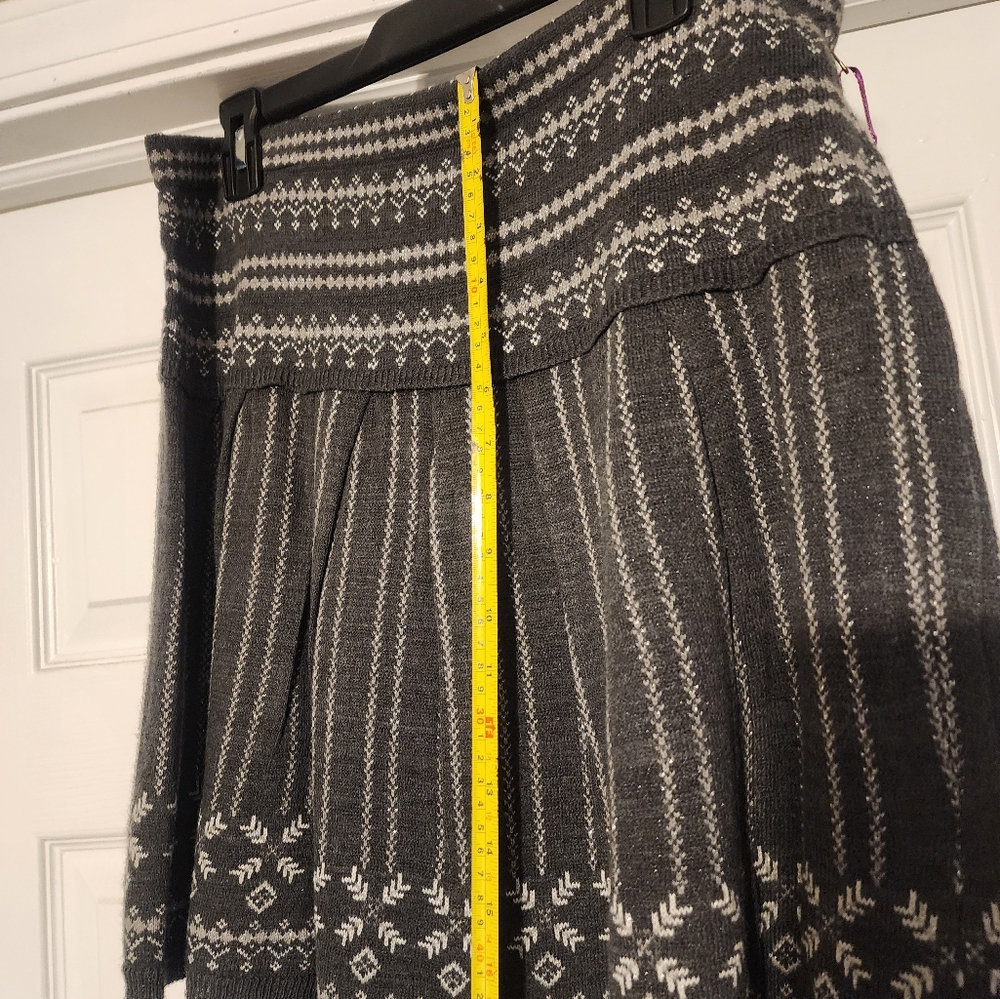 Princess Vera Wang Skirt - Picture 4 of 5